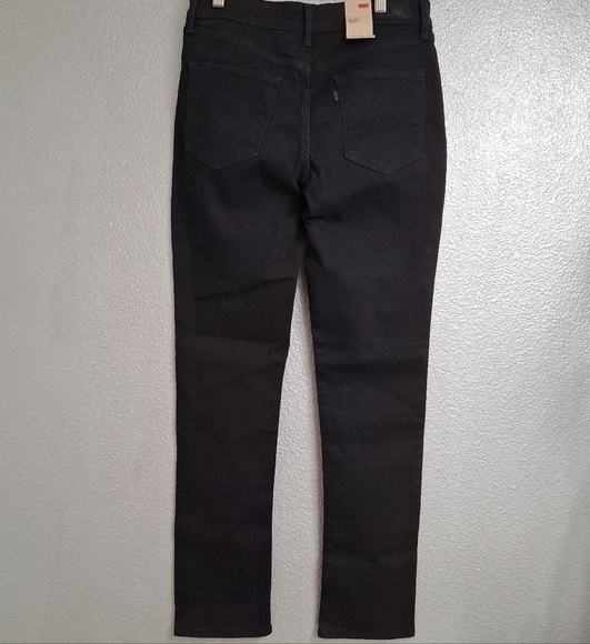 NWT Levi's Women's Black Mid Rise Skinny Jean   Size 8M/29 - Picture 5 of 10